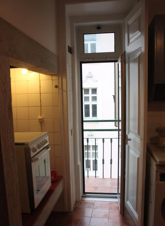 The Blue House - Saint Pauls Apartment Lisbon Room photo
